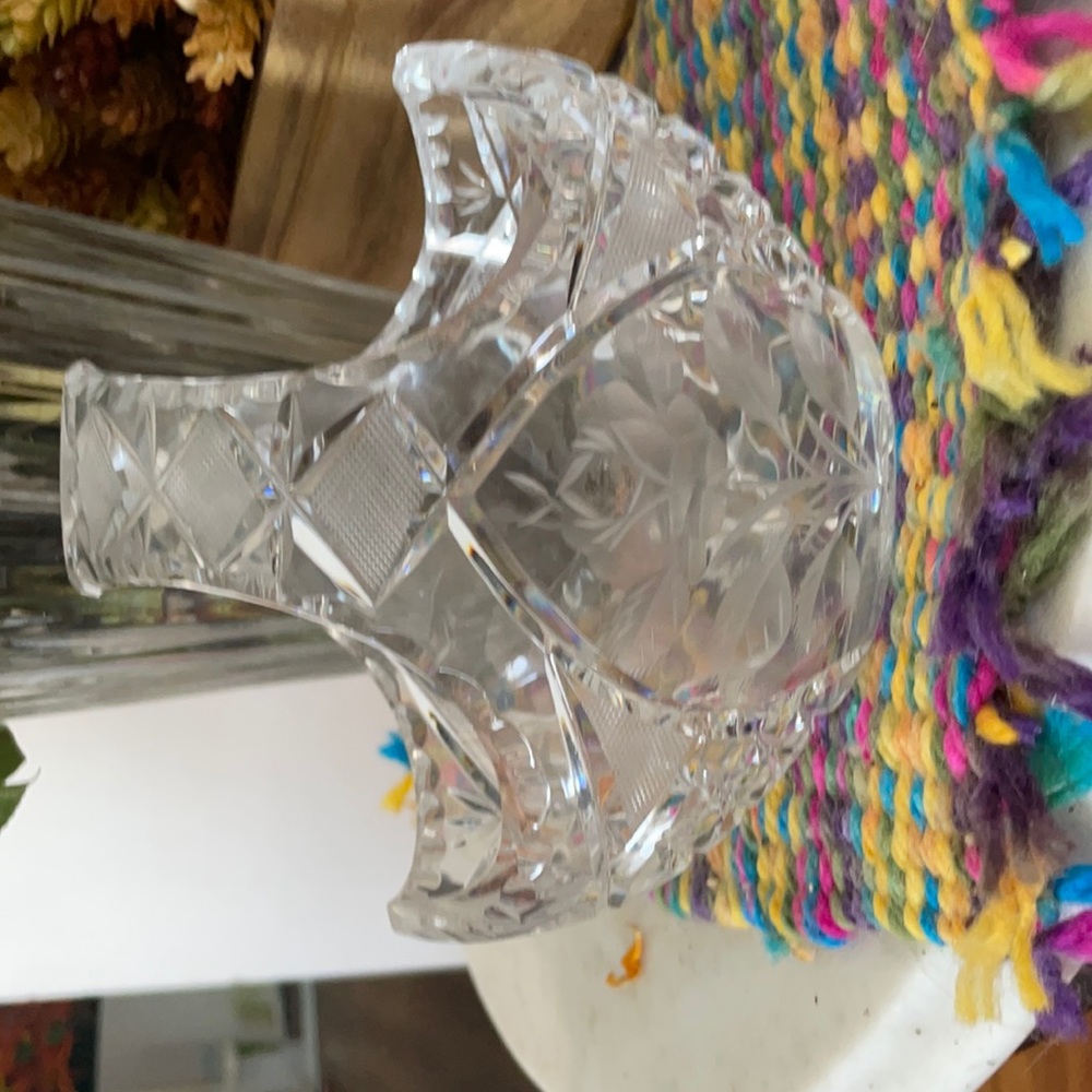Glass basket